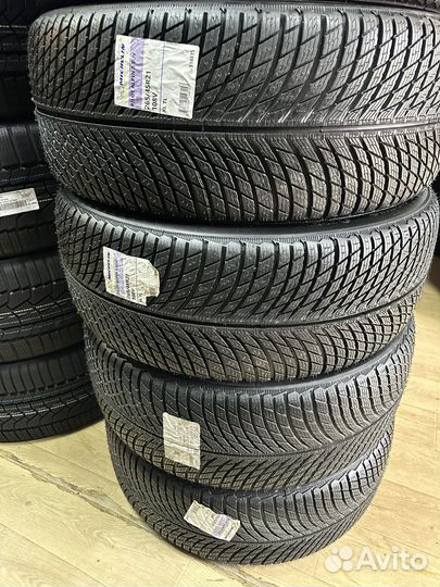 Michelin Pilot Alpin 5 265/45 R21 и 265/45 R21