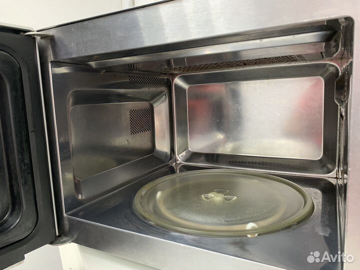 Микроволнока Bork MW iiei 5120 IN