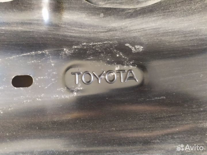 Крышка багажника Lexus IS 250 2005-2012