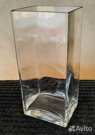 Ваза стеклянная