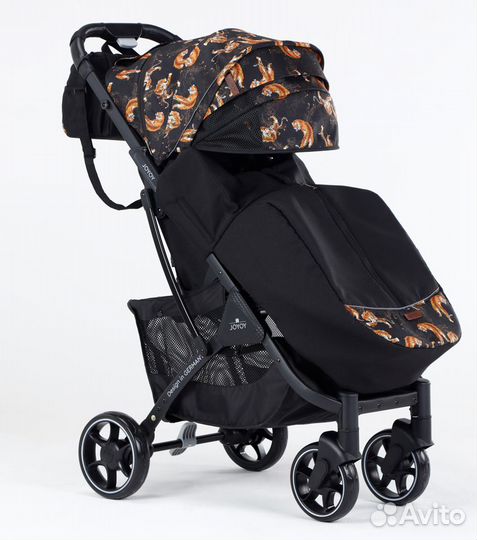 Прогулочная легкая коляска joyjoy