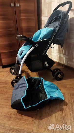 Детская коляска с рождения