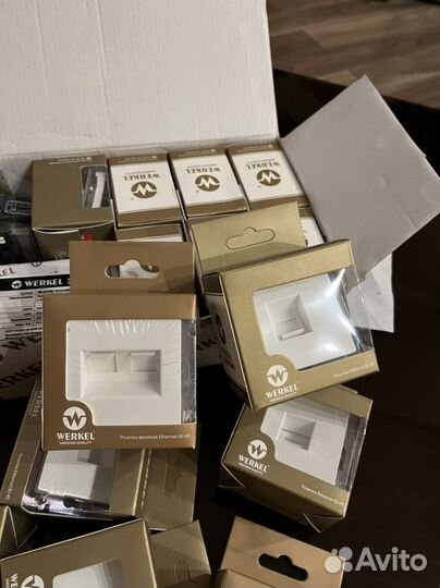 Werkel интернет роз, умные выключатели (розетки)