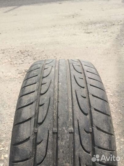 Dunlop Axiom Plus 215/45 R17