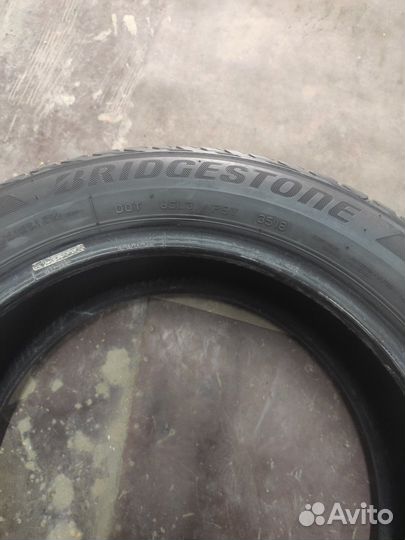 Bridgestone Turanza T001 5.50/4.5 R16