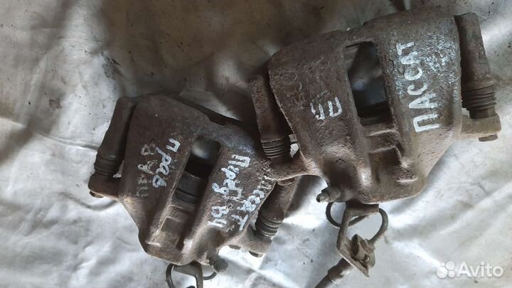 Передний суппорт passat B4