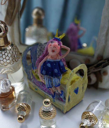 Аксессуар для интерьера