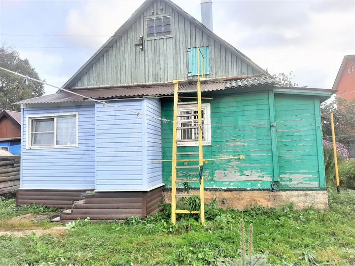 Дом 26 м² на участке 2 сот.