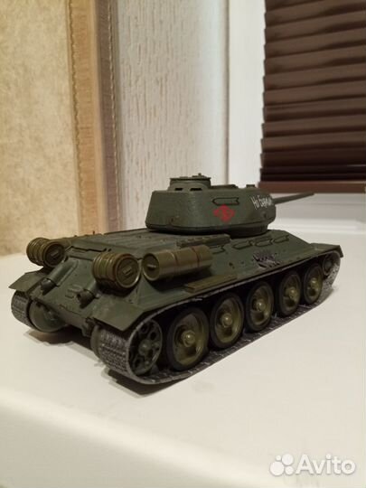 Сборная модель танка Т - 34/85