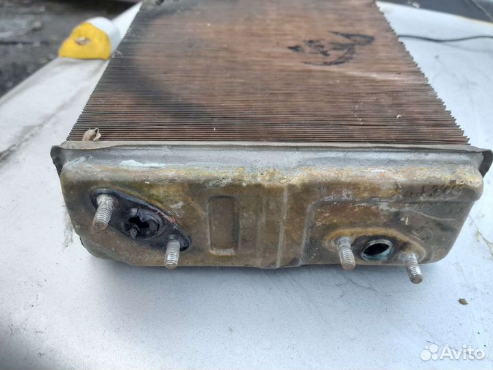 Радиатор отопителя печки на ваз 2104 в хор.сост