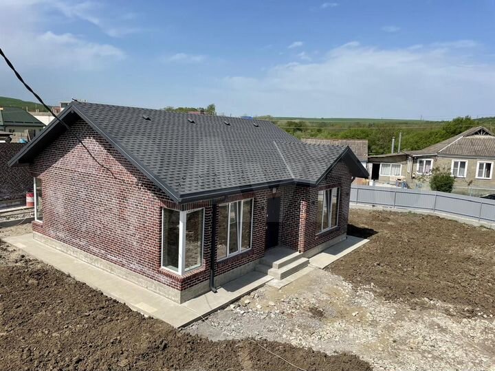 Дом 102 м² на участке 7 сот.