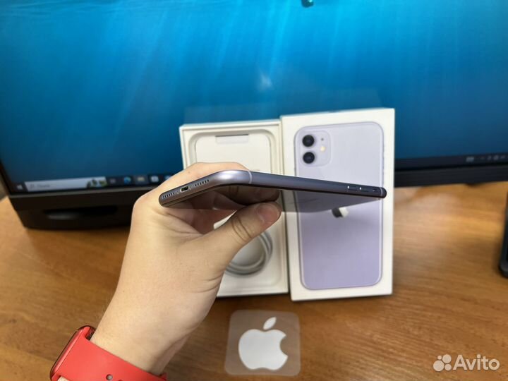 iPhone 11, 128 ГБ