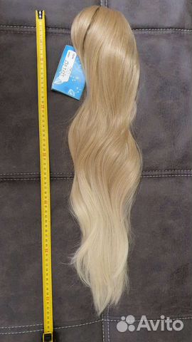 Шиньон из волос на заколке 