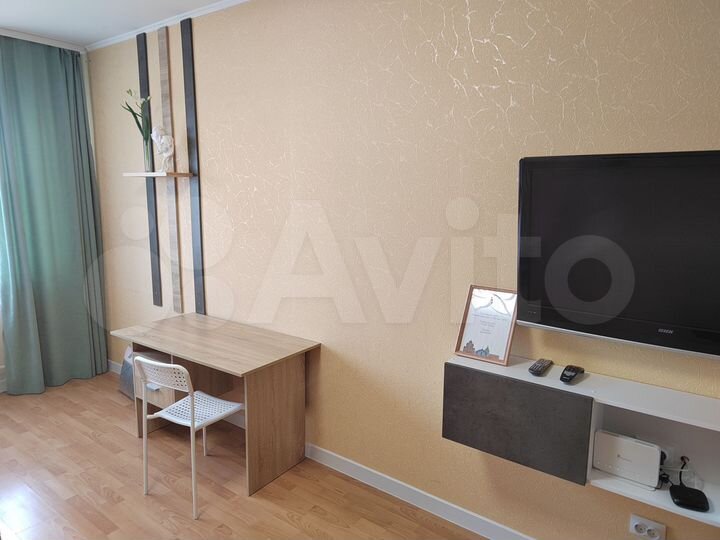 1-к. квартира, 42 м², 13/14 эт.