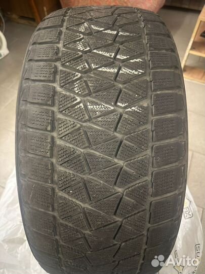 Bridgestone Blizzak DM-V2 285/50 R20