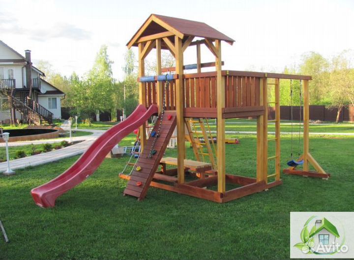 Детская площадка с горкой