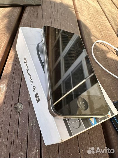 iPhone 4S, 8 ГБ