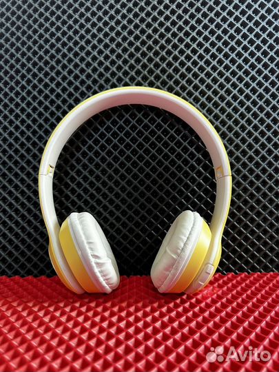 Беспроводные наушники