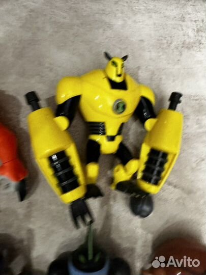 Игрушки Ben 10