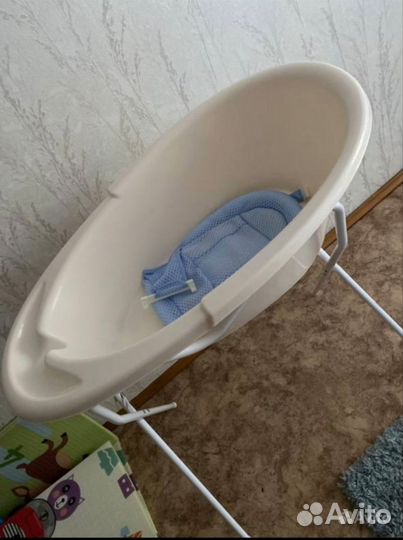 Ванночка с подставкой