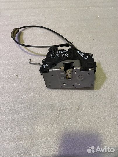 Замок задней правой двери Opel Corsa D