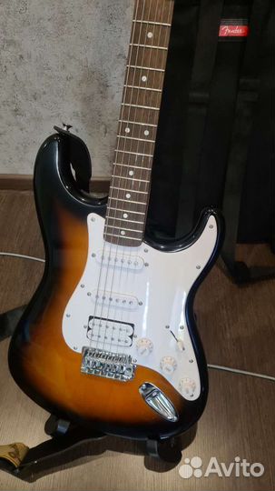 Электрогитара Fender Squier Bullet Trem HSS