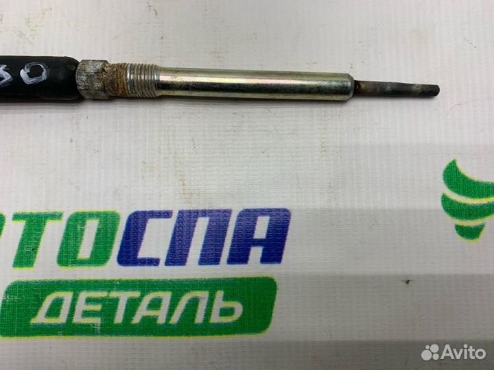 Свеча накала Volkswagen Golf cayc 2010