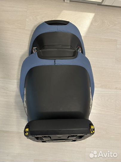 Детское автомобильное кресло MaxiCosi RodiFix