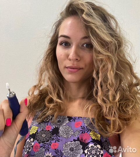 Маникюр,smart педикюр в студии