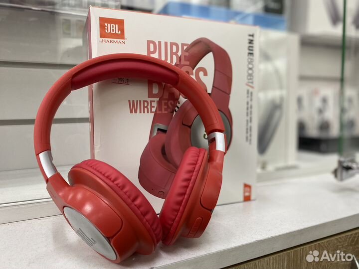Беспроводные нашуники JBL tune 800BT