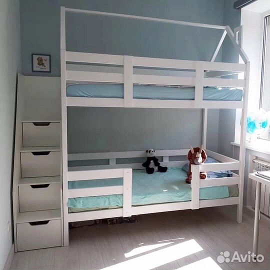 Кровать подростковая