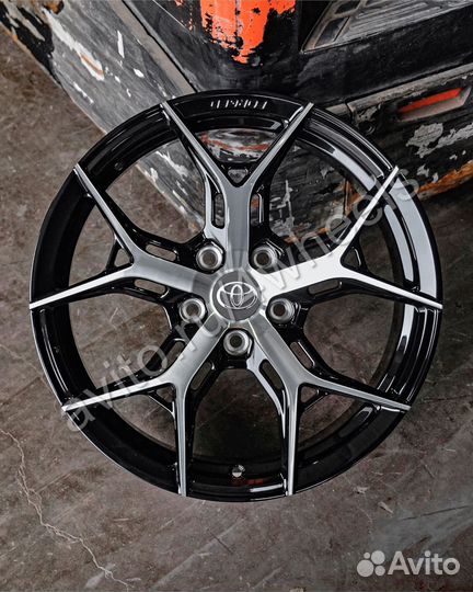 Кованые диски Toyota Camry R19 наличие