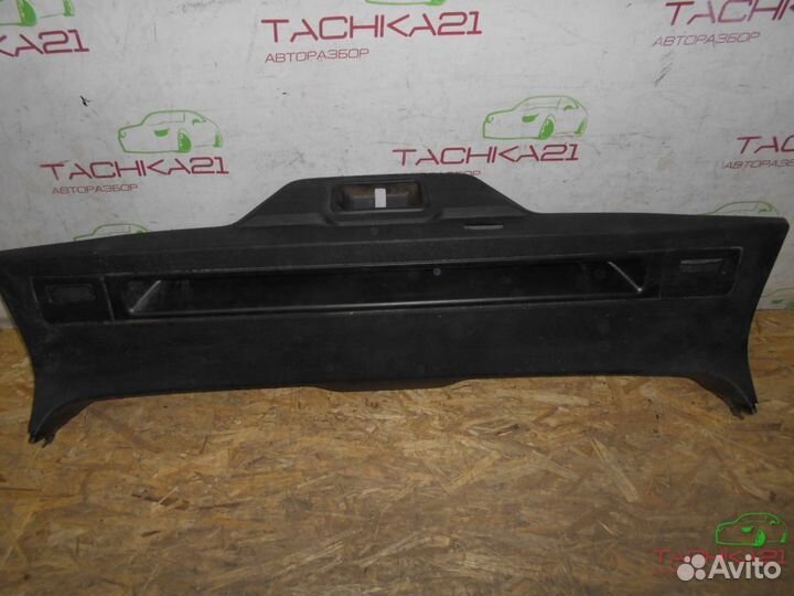 Обшивка крышки багажника Bmw X5 F15 (2013-2019)