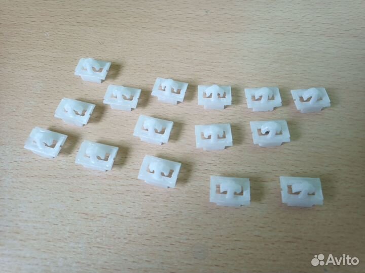 Клипсы потолка (Люка) KIA Optima