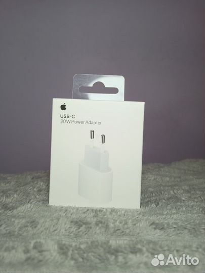 Зарядное устройство на iPhone 20w