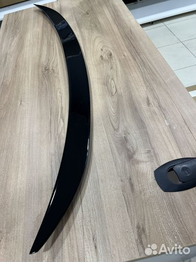 Спойлер глянец-карбон на Bmw f10