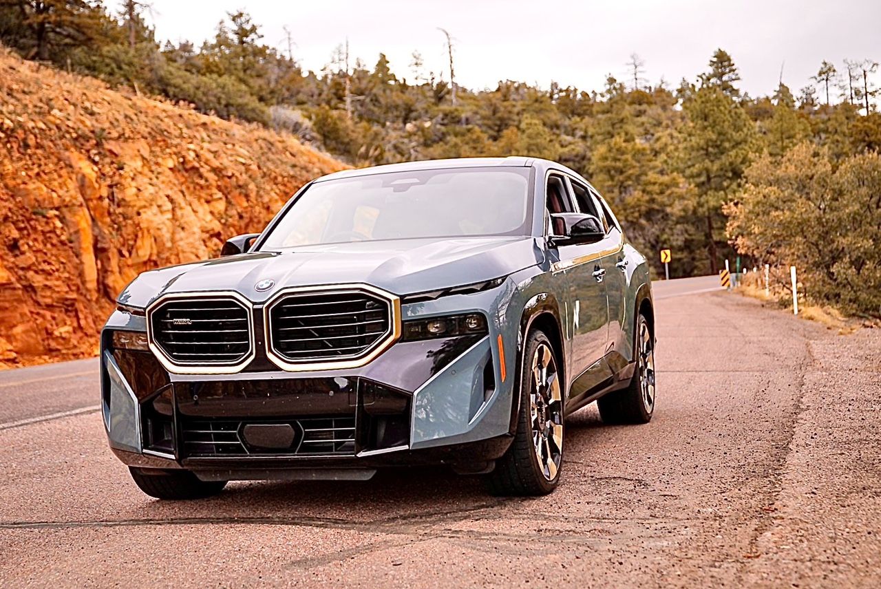 BMW XM: фото из отзыва