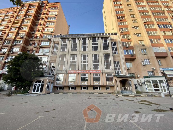 Помещение около жд с парковкой под гостинницу,офис