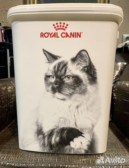 Контейнер для корма Роял Канин