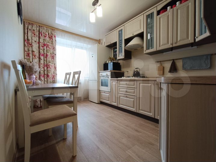 2-к. квартира, 58,5 м², 1/11 эт.