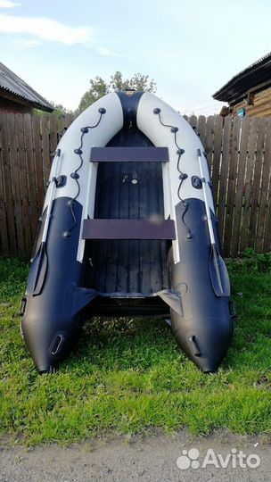 Отличный комплект лодка ривьера, мотор ямаха 9,9