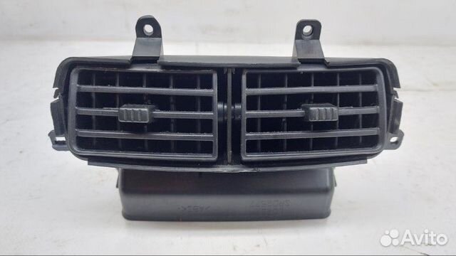 Дефлектор задний Nissan Armada 5.6 2010