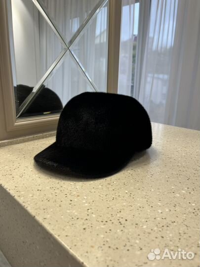 Меховая мужская кепка