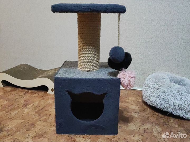Домик для кошки с когтеточкой