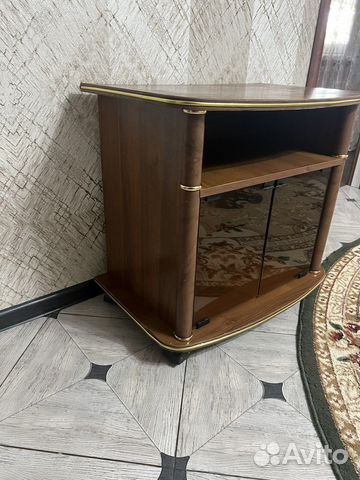 Тумба под телевизор