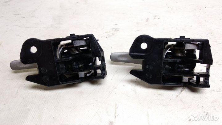 Ручка двери внутренняя правая Toyota Corolla E140