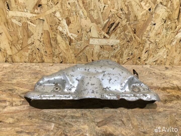 Экран тепловой выпускного коллектора 1.6 Renault