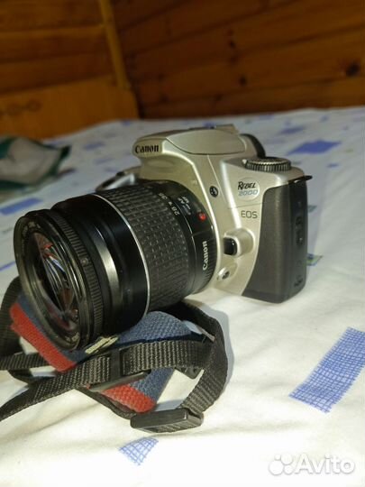 Canon EOS Rebel 2000