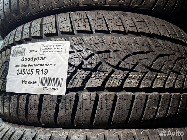 Goodyear UltraGrip Performance+ 245/45 R19