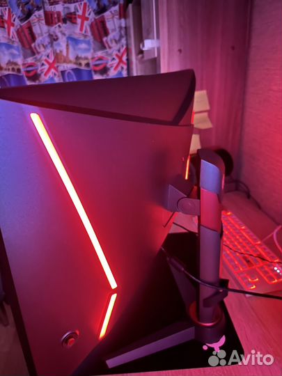 MSI Optix MAG27CQ Игровой монитор